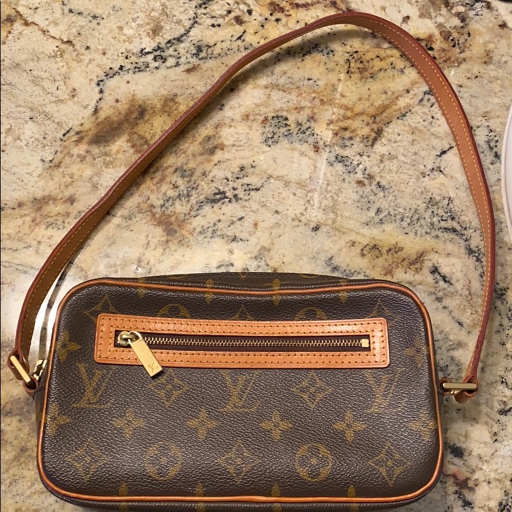 Louis Vuitton purse